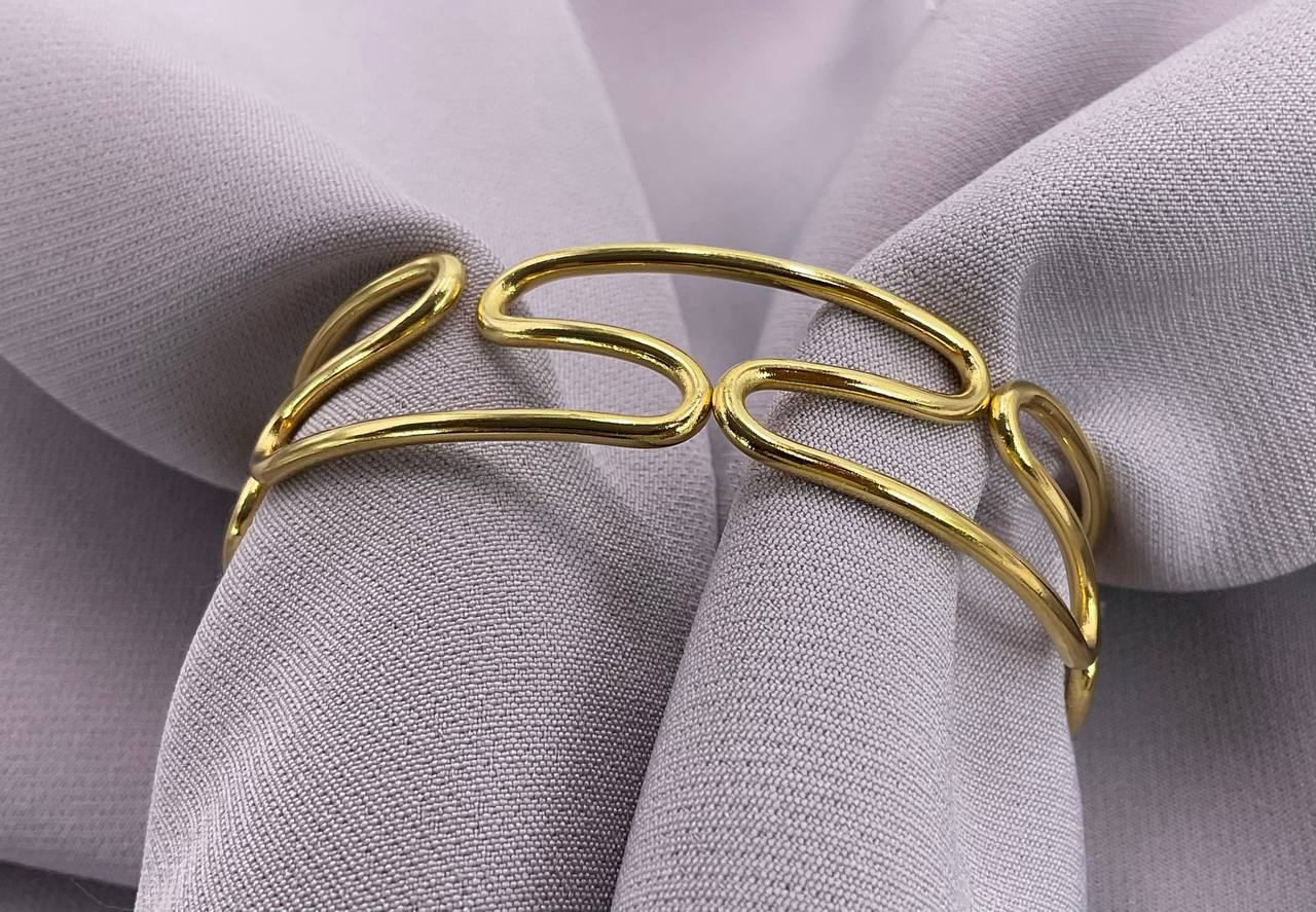 Stainless Lara Bangle