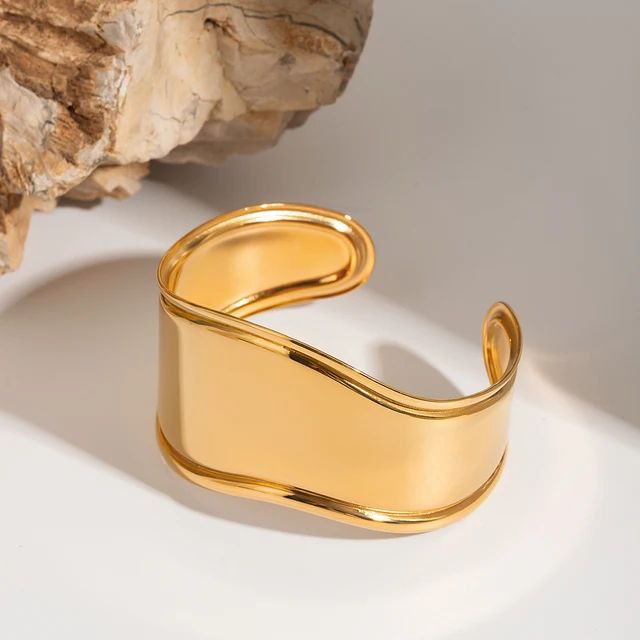 Stainless Meltem Bangle