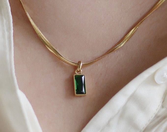 Stainless Snake Chain & Green Stone Necklace