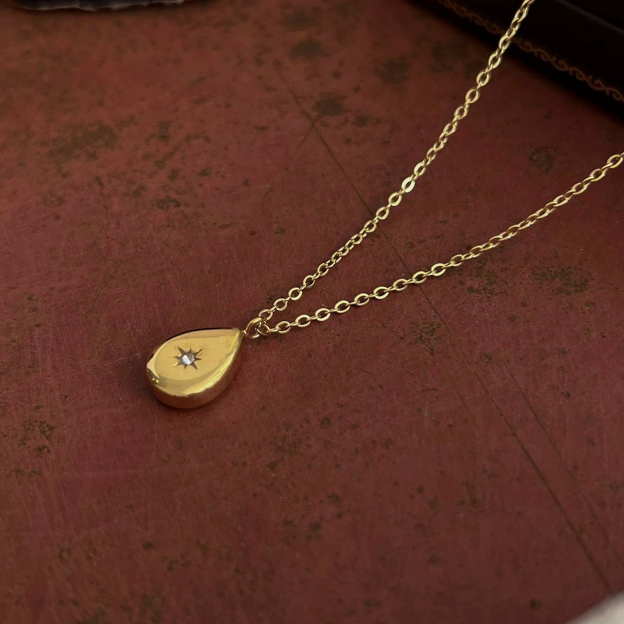 Stainless Neylan Necklace