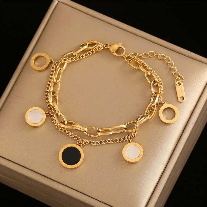 Black and White Circle Bracelet