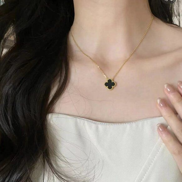 Stainless Double face Van cleef Necklace