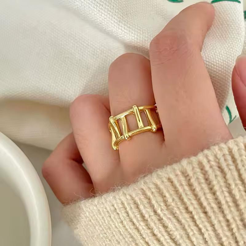 Stainless Violetta Ring