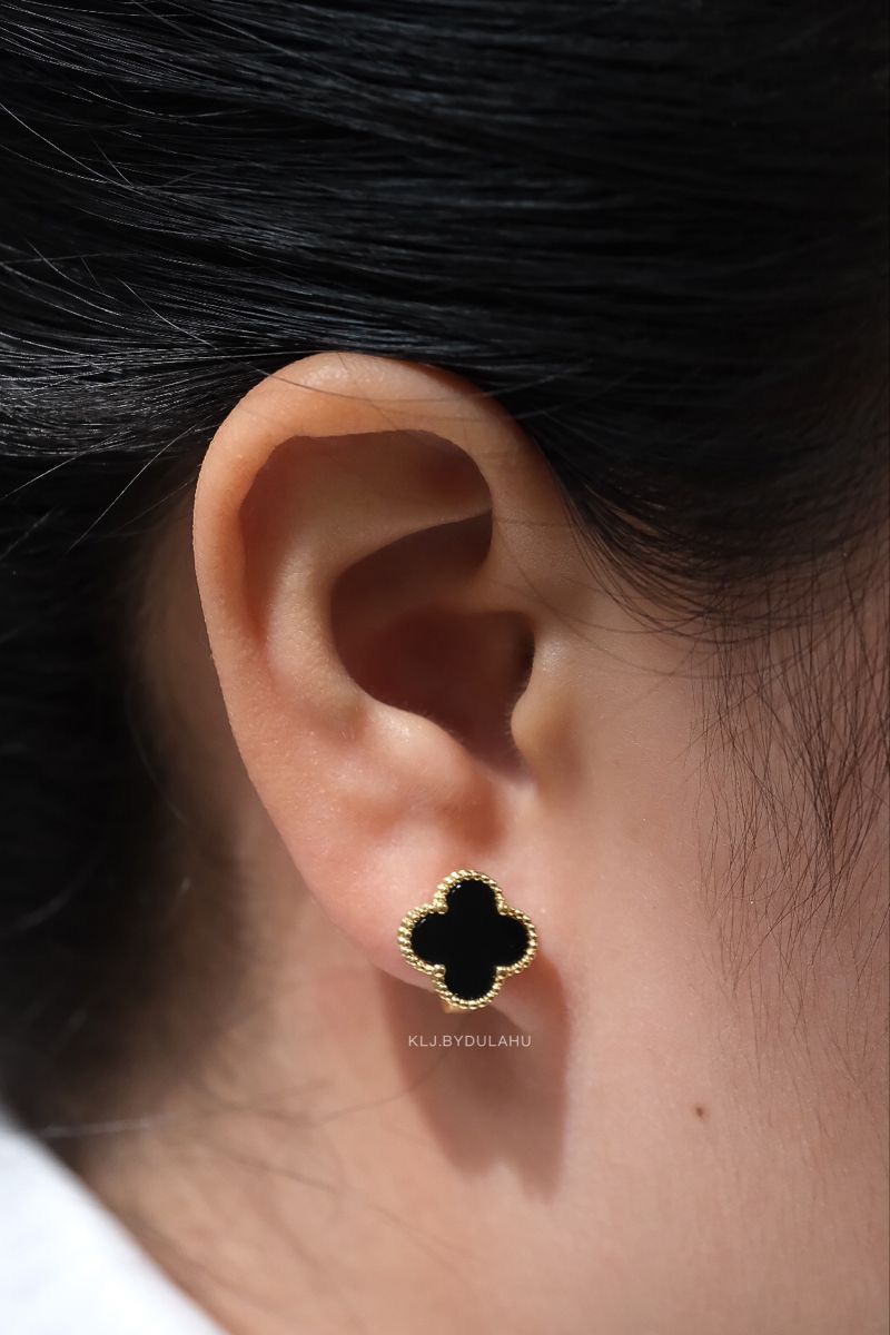Stainless Steel Van Cleef Black Earring
