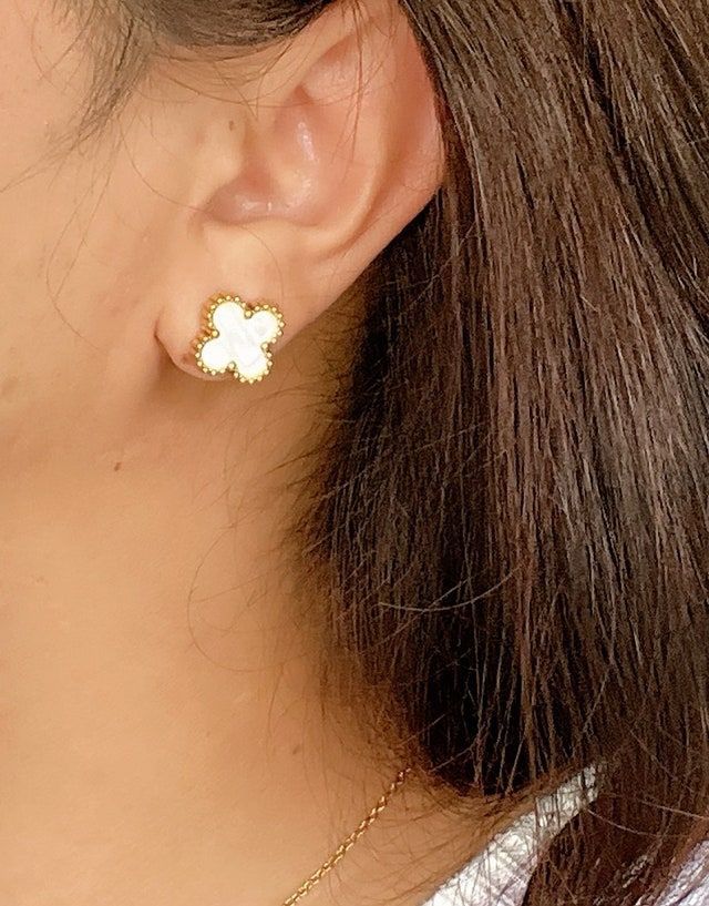 Stainless Steel Van Cleef White Earring
