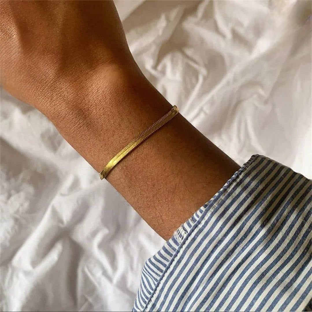 Stainless Snake Back Bracelet