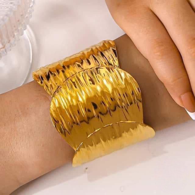 Stainless Chiara Bangle