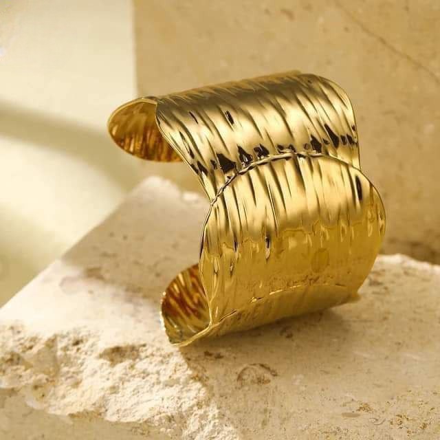 Stainless Chiara Bangle
