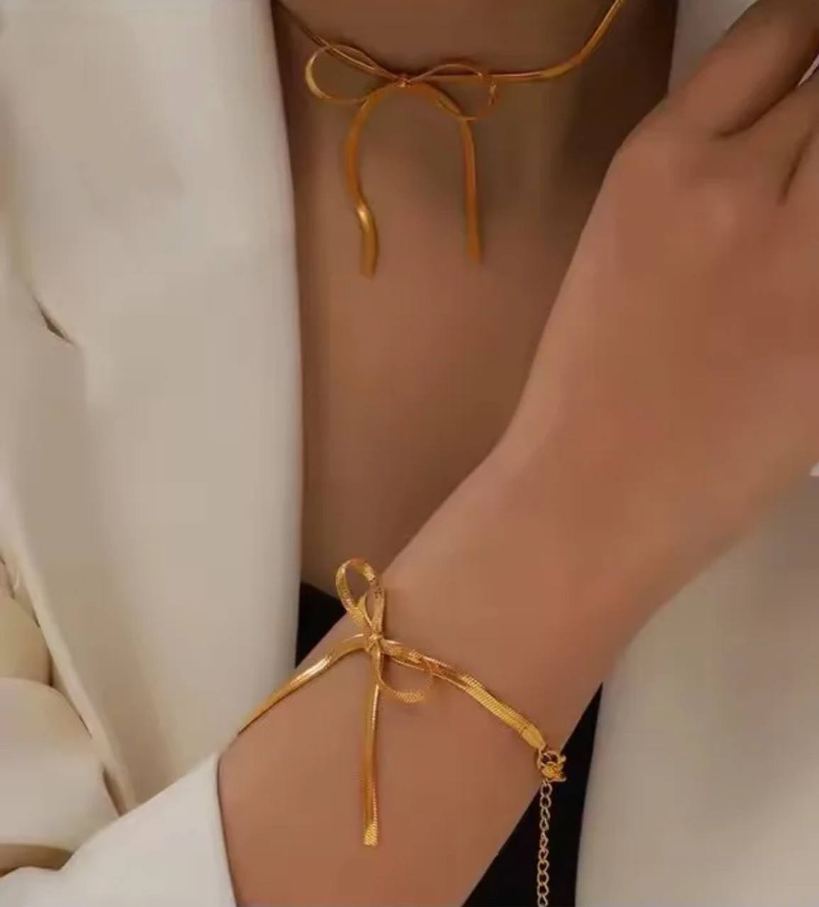 Stainless Bow Bracelet