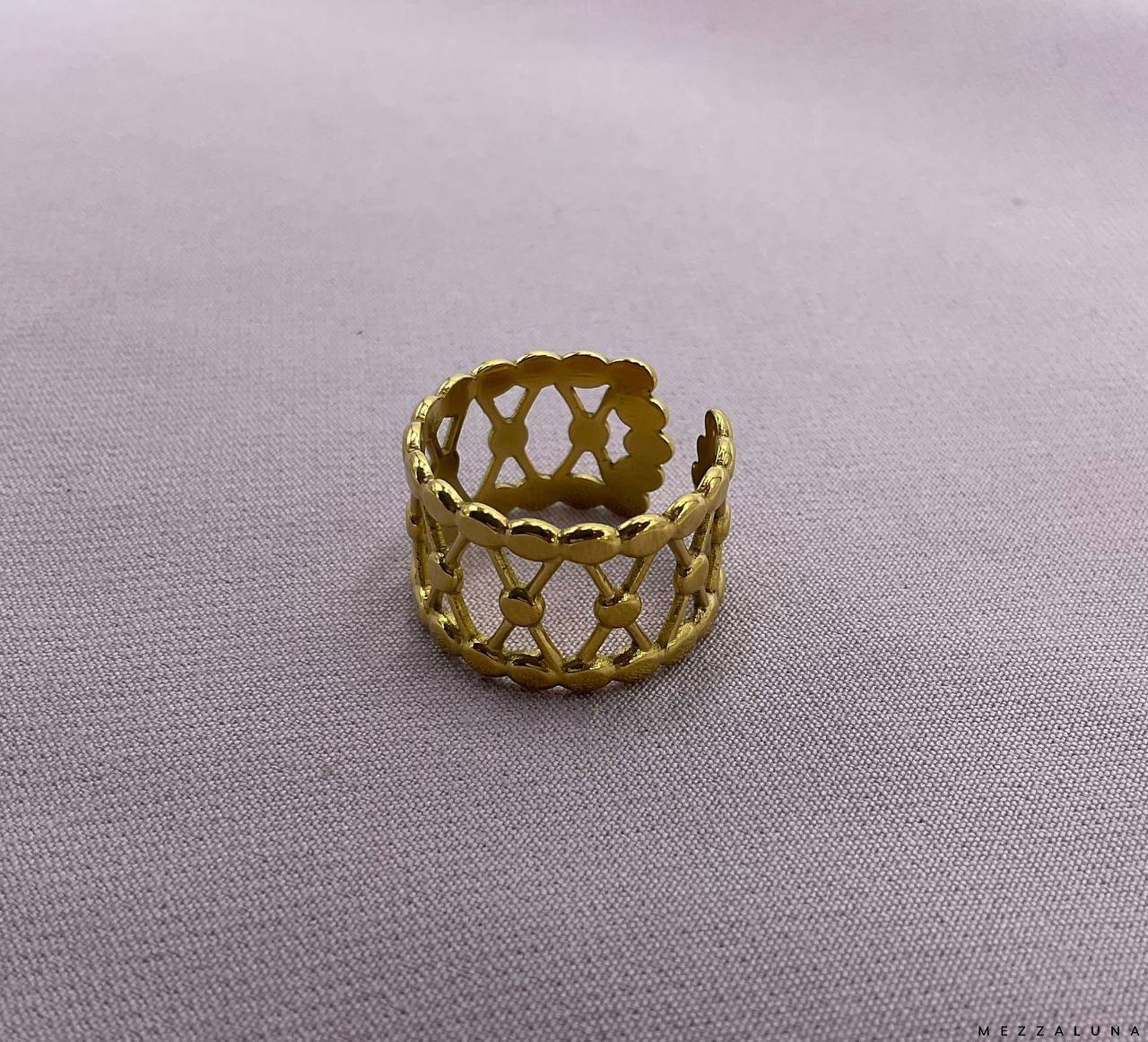 Nina Ring
