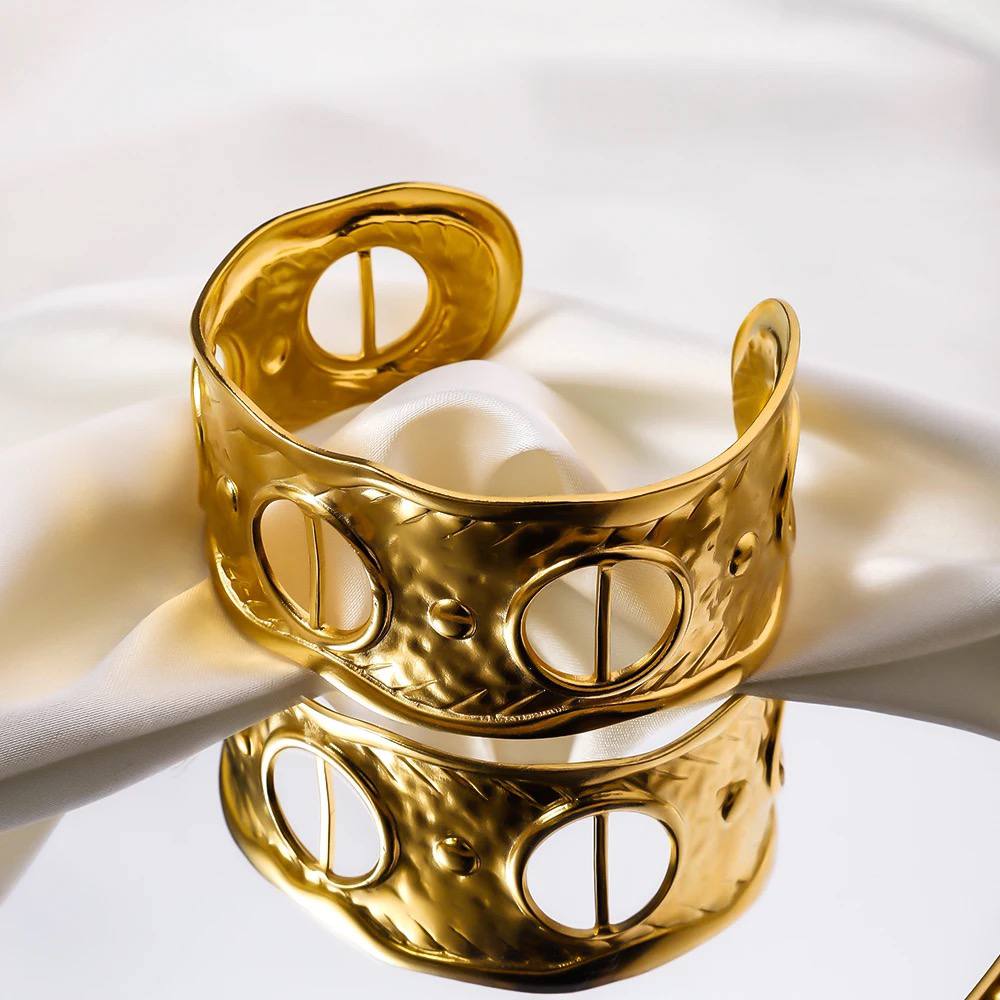 Stainless Rumeysa Bangle