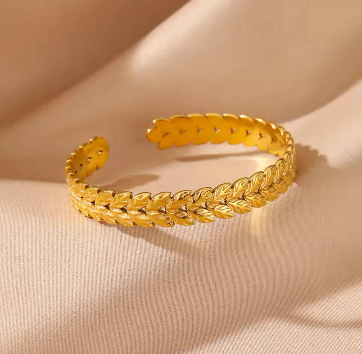 Stainless Celeste Bangle