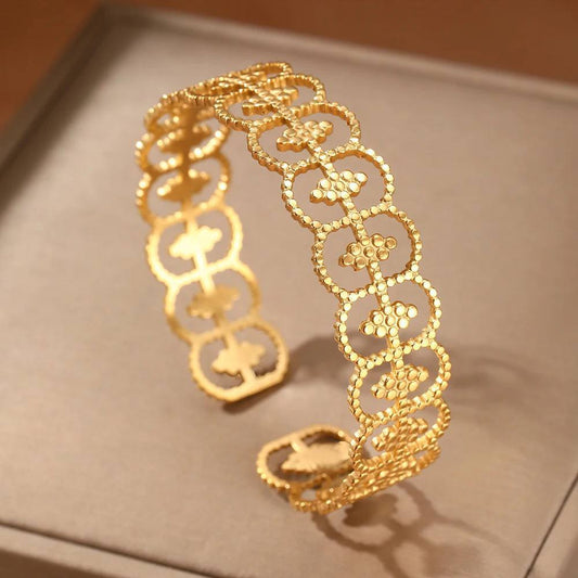 Stainless Manuela Bangle